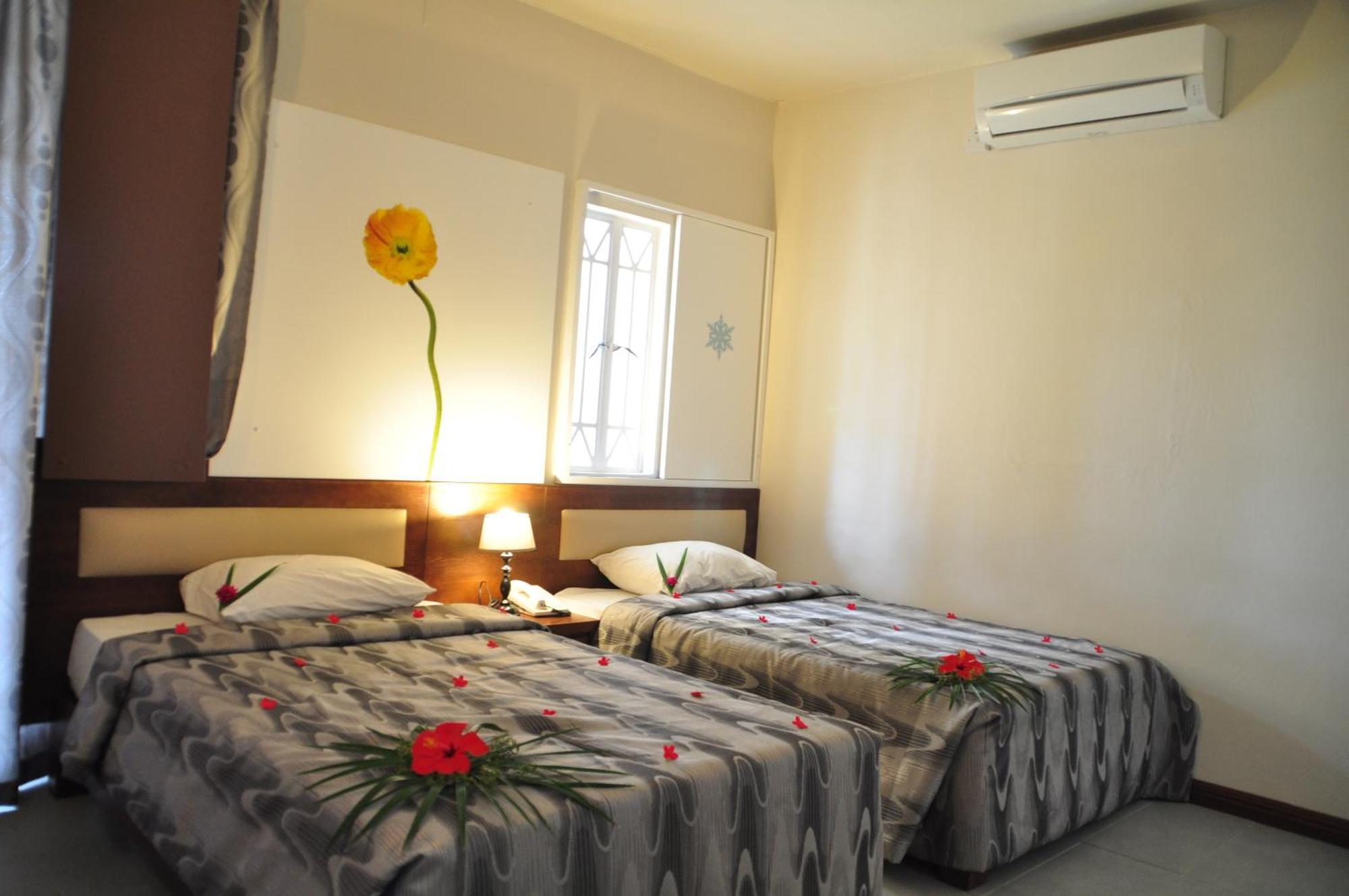 Casa Florida Hotel & Spa Pereybere Beach ภายนอก รูปภาพ